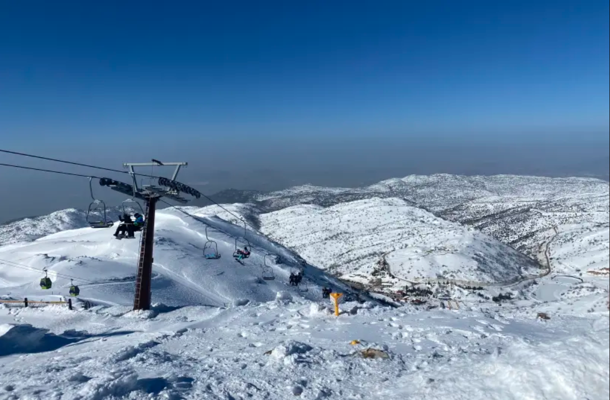 El Monte Hermon Ve La Primera Nevada Mientras El Clima Israel Se