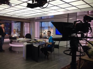 Ben Lang entrevistado esta mañana en la televisión israelí, sobre el Día Internacional de Hummus.