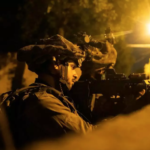 Las FDI arrestan a 15 sospechosos de terrorismo en Cisjordania